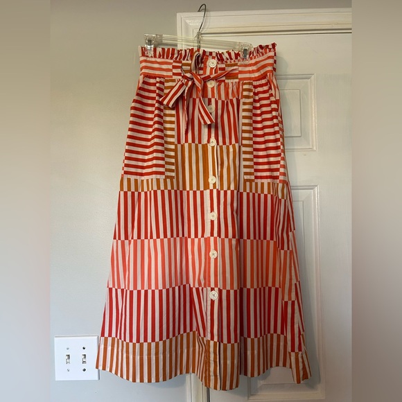 Striped Red and Tan Who What Wear Midi Skirt With Pockets Size Medium Comfy - Picture 7 of 9